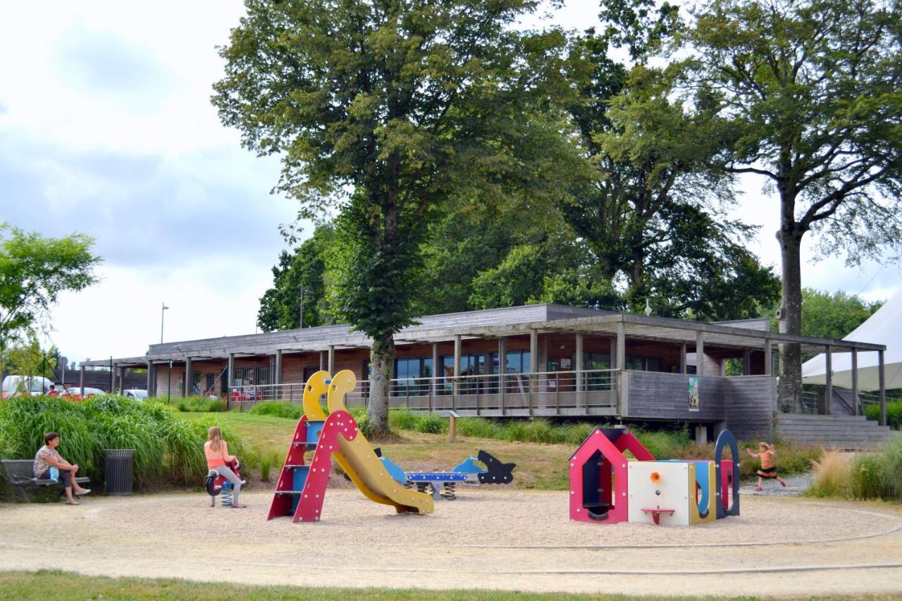 Camping Aquarev Hotel Loudéac Eksteriør billede