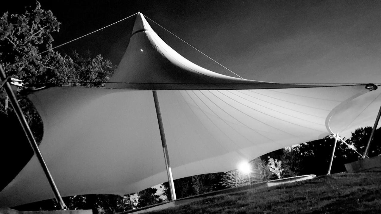 Camping Aquarev Hotel Loudéac Eksteriør billede